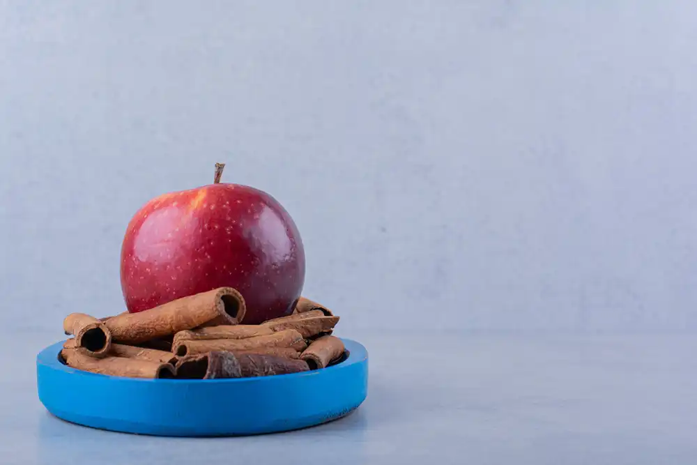 ترکیب دارچین و مواد برای لاغری