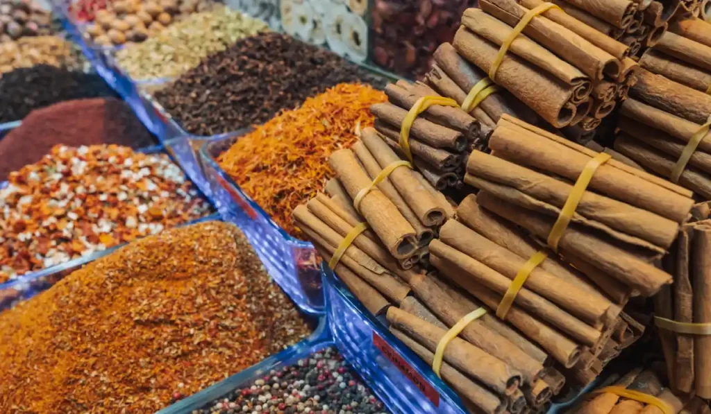 چگونه یک کسب و کار ادویه را گام به گام شروع کنید؟